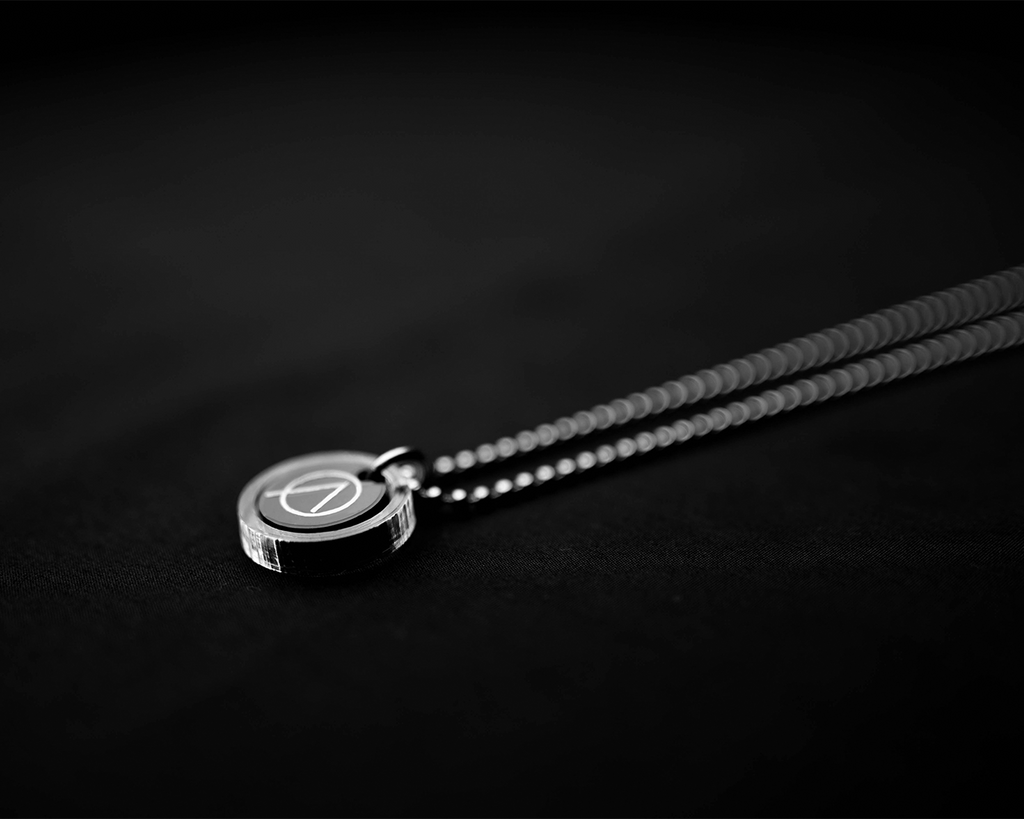 CORRELaTE NECKLACE
