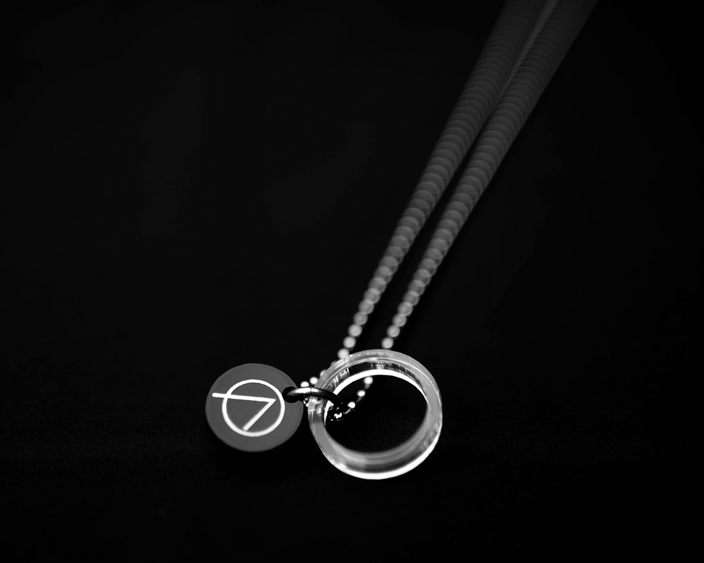 CORRELaTE NECKLACE